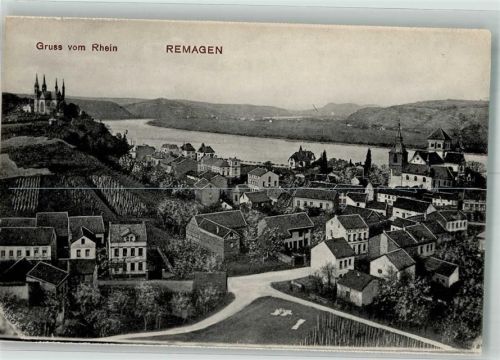 Remagen Panorama des Ortes mit Pfarrkirche St. Peter und Paul und Apollinariskirche