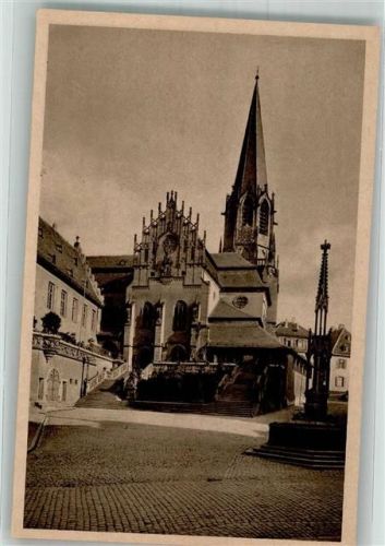 Aschaffenburg Stiftsplatz mit Stiftskirche und Pilgerbrunnen Fotograf Samhaber
