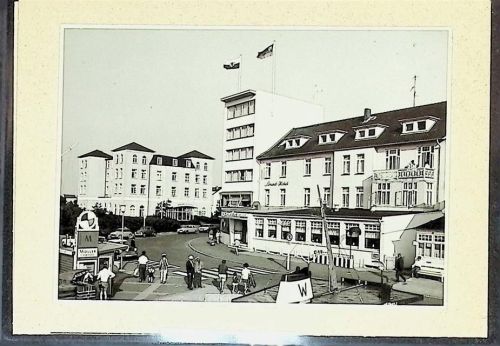 Duhnen Foto montiert auf Karton Jugendherberge und Strand-Hotel Fotograf Otto Schulze