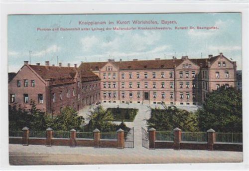 Wörishofen mit Kneippianum gelaufen, mit Marke und Stempel von 1910. Ecken mit Albumabdrücken, leicht fleckig, sonst gut erhalten