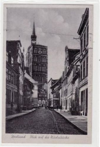 Stralsund Stralsund mit Blick auf die Nokolaikirche ungelaufen FlEcke n Vorderseite, sonst gut erhalten.