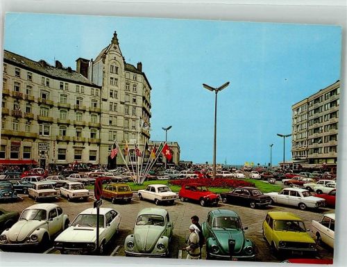 Knokke-Heist VW Käfer und Oldtimer am Place Van Bunnen