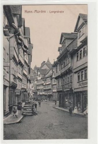 Hann Münden. ein Motiv an der Langestraße ungelaufen Ecken mit Albumabdrücken, sonst gut erhalten