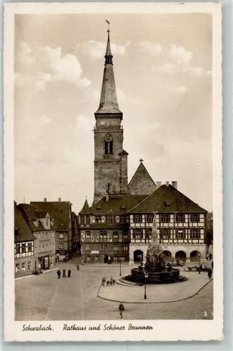 Schwabach Rathaus Brunnen Fachwerk Uhr Kirche