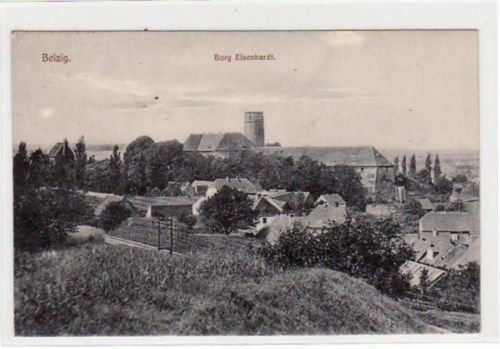 Belzig Belzig i.d. Mark. Abgebildet ist eine Teilansicht mit Burg Eisenhardt. Als Feldpost befördert 1915, d. h. ohne Marke, da Soldatenpost gebührenfrei war. Gute Erhaltung.