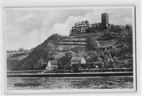 Hattingen-Blankenstein. Ruhrpartie mit Blick auf die Burg gelaufen. Leichter Stempeldurchdruck, kleiner Knick unten links, leicht fleckig, sonst gut erhalten