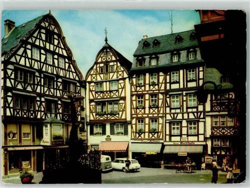 Bernkastel Marktplatz Apotheke Geschäft Josef Kaiser Markthalle Zigarettenautomat VW-Buli