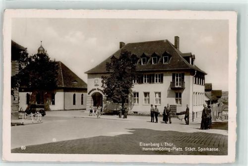 Eisenberg Hermann Göhring Platz Städtische Sparkasse Oldtimer WK II Uniform