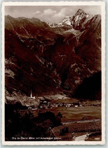 Oetz im Ötztal mit Acherkogel