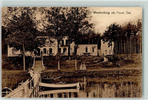 Plau Wendenburg Ruerboot Kahn Frau Baby Plauer See