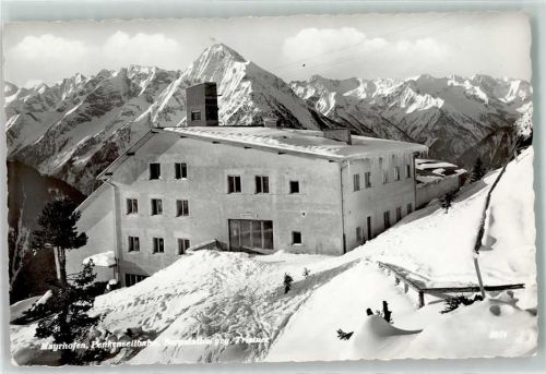 Mayrhofen Penkenseilbahn Bergstation Tristner Schnee Winter Hüttenstempel
