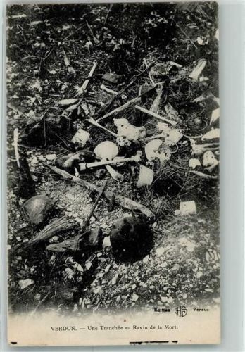 Verdun Ein Graben in der Schlucht des Todes