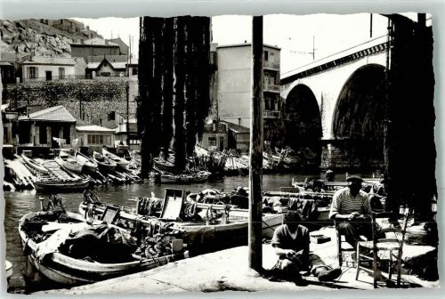 Marseille la Vallon des Auffes Hafen Fischerboot