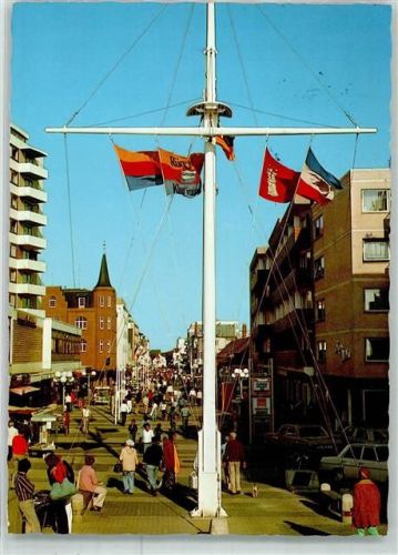 Westerland Nordseeheilbad Friedrichstraße mit Flaggenmast