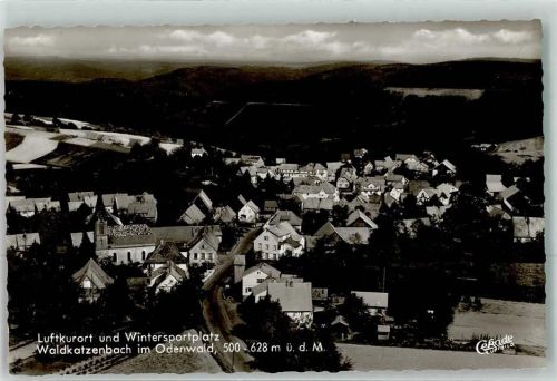 Waldkatzenbach Fliegeraufnahme mit Ev. Kirche