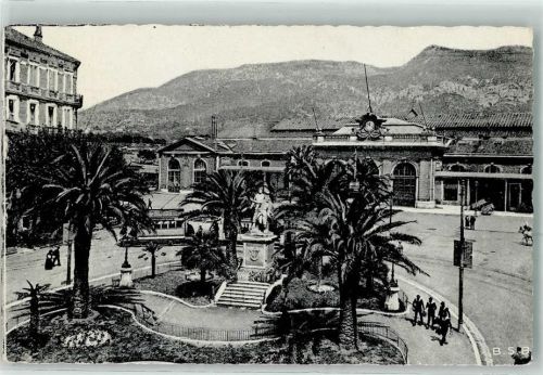Toulon Square Albert La Gare Bahnhof Denkmal Uhr Palmen Tram