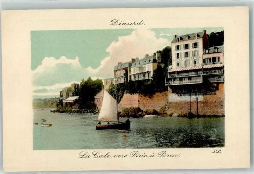 Dinard la Cale vers Bric a Brac Hotel Bellevue Segelboot