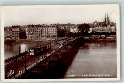 Bayonne le Pont St. Esprit sur l`Adour Straßenbahn