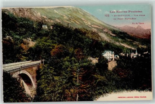 Luz-Saint-Sauveur vue prise du Pont Napoleon
