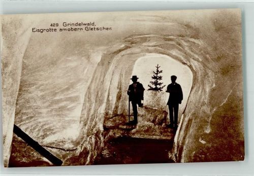 Grindelwald Eisgrotte am oberen Gletscher