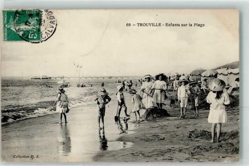 Trouville-sur-Mer Entfants sur la Plage Zelt Meer Steg Strand Kinder