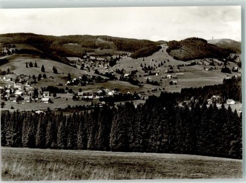 Altglashütten mit Kirche St. Wendelin Fotograf Faller