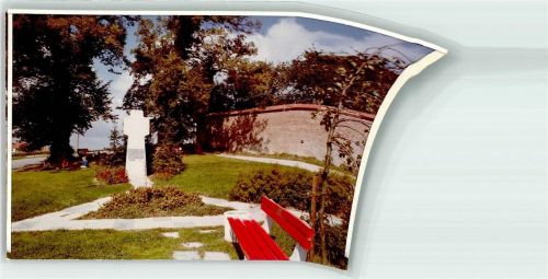 84494 W8267 Niederbergkirchen - Denkmal Foto Original aus Archiv eines Ansichtskartenverlags Scan verzogen