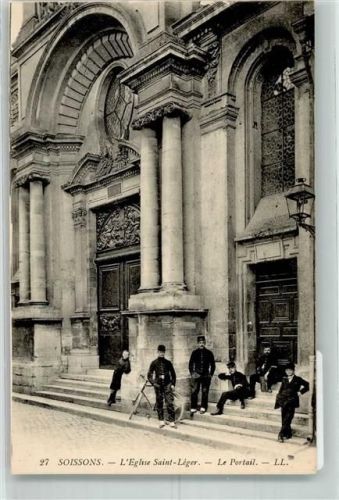 Soissons Das Portal Der Kirche Saint Leger Uniform Fahrrad
