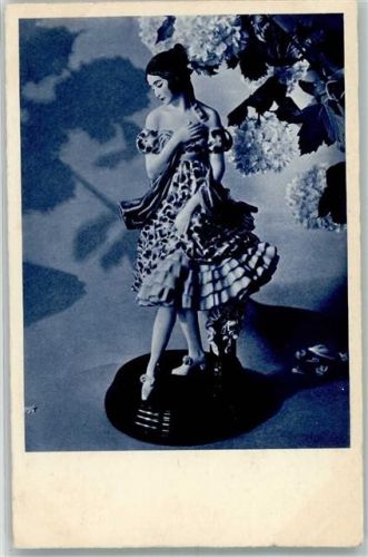 aus Meissen Frau aus Spanien Meissner u. Buch Monotinta Serie 520