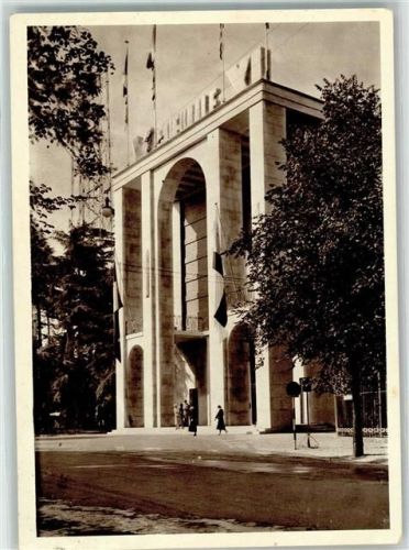 Milano Eingang Trienale