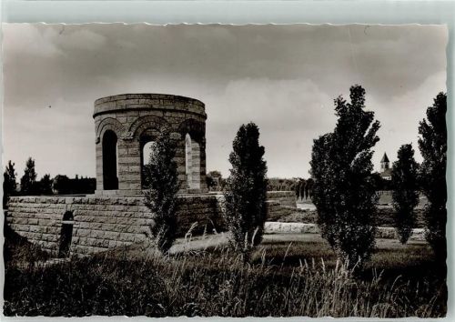 77694 W7640 Kehl Gebrauchsspuren Denkmal Ehrenfriedhof Foto AK