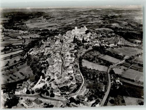 Vezelay Fliegeraufnahme Die Basilika im Herzen von Klein Frankreich