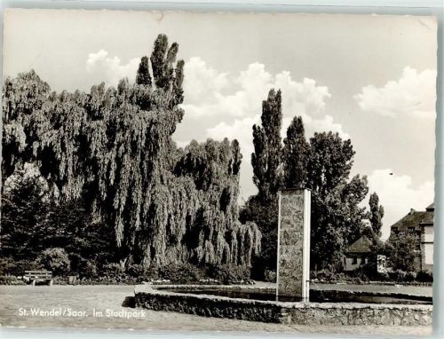 St. Wendel Im Stadtpark Denkmal Brunnen