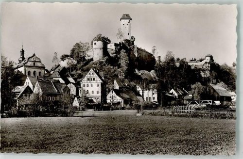 Neuhaus Burg Veldenstein