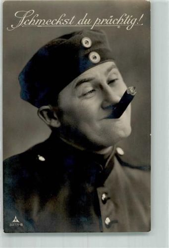 1915 Landser genießt eine dicke Zigarre PH 3213-5