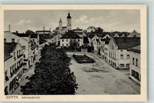 Dorfen Rathausplatz