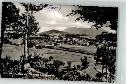 Teisendorf mit der Kirche St. Andreas und dem Untersberg