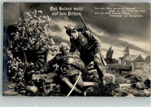 Sedan Landser mit einem sterbenden Kameraden zu seinen Füßen Fotostudioaufnahme R & K.L. 8303/4