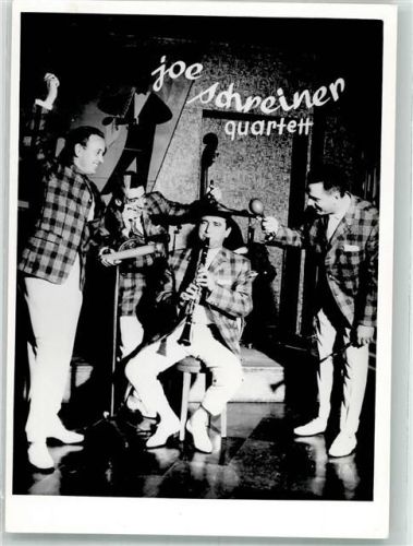 Das Joe Schreiner Quartett mit Klarinette und Kontrabass