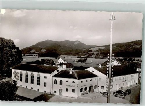 83671 W8174 Benediktbeuern Gebrauchsspuren Gasthaus Zur Post Maibaum Oldtimer Foto AK