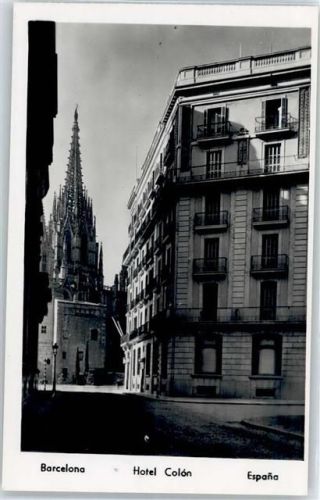 Barcelona Hotel Colon, Kirche