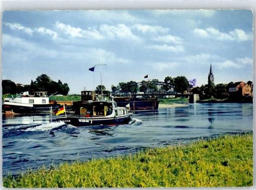 Rinteln Weserbrücke Motorboot
