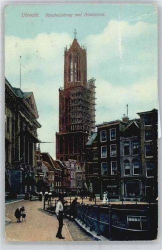 Utrecht Stadhuisbrug met Domtoren