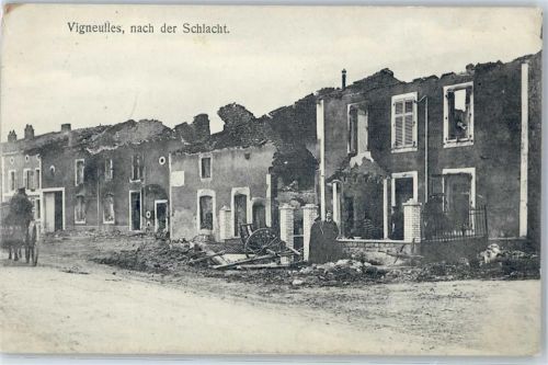 Vigneulles 1915 zerstörte Gebäude nach der Schlacht