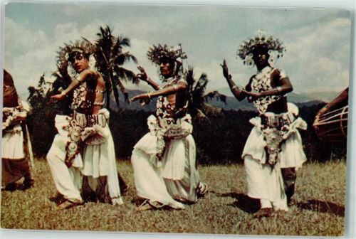 Kandy Tänzer Tracht