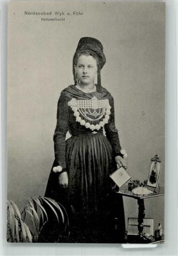 Wyk Tracht Frau