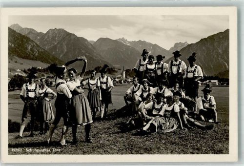 Oberstdorf Schuhplattler Tracht