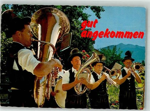 Blasinstrumente Gut angekommen Musikgruppe