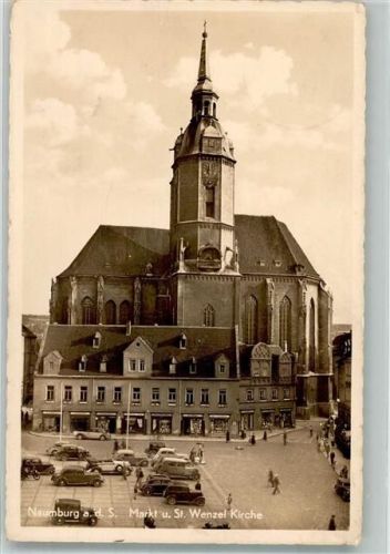 Naumburg WK II Markt u. St. Wenzel Kirche Oldtimer