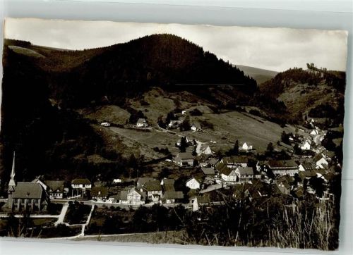 Sieber Panorama des Ortes mit der St. Benediktus-Kirche Verlag Lederbogen